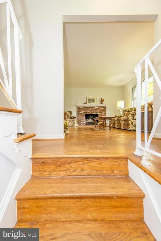 Photo of 910 JUNIPER PLACE
