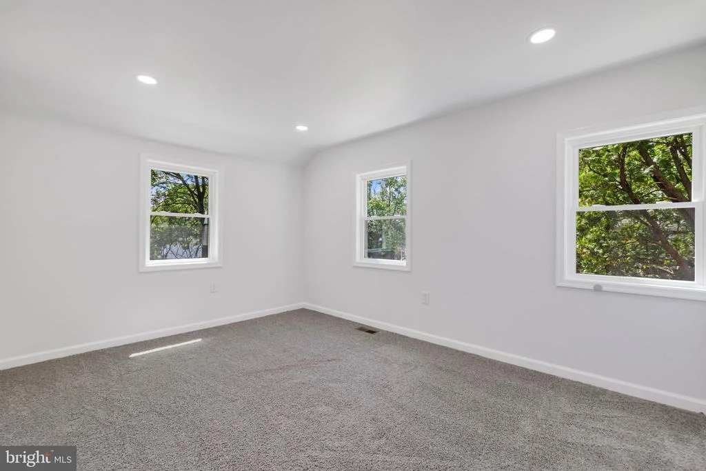Photo of 4202 BARRINGTON ROAD