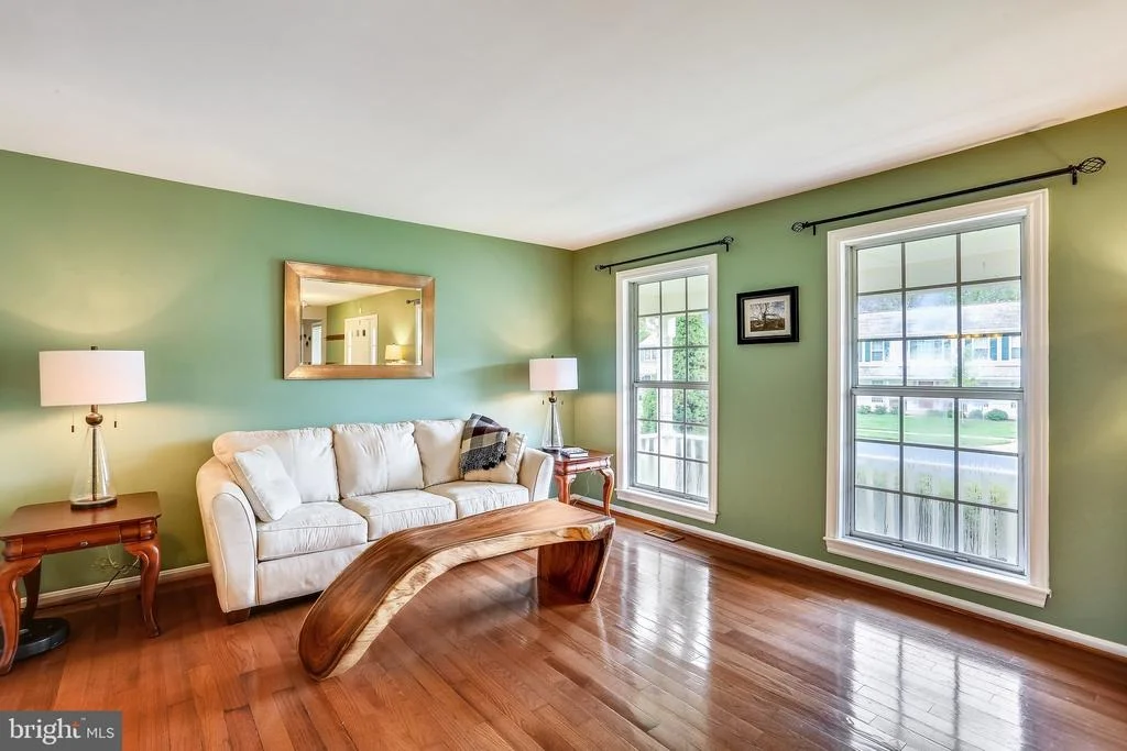 Photo of 912 POINTER RIDGE DRIVE