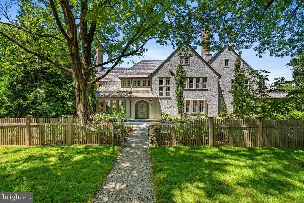 Photo of 7600 EXETER ROAD