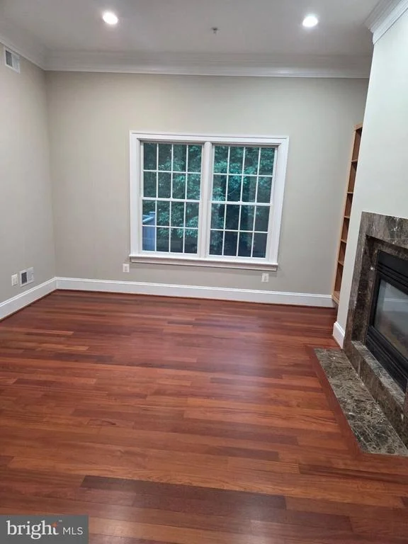 Photo of 6405 CHEW ROAD