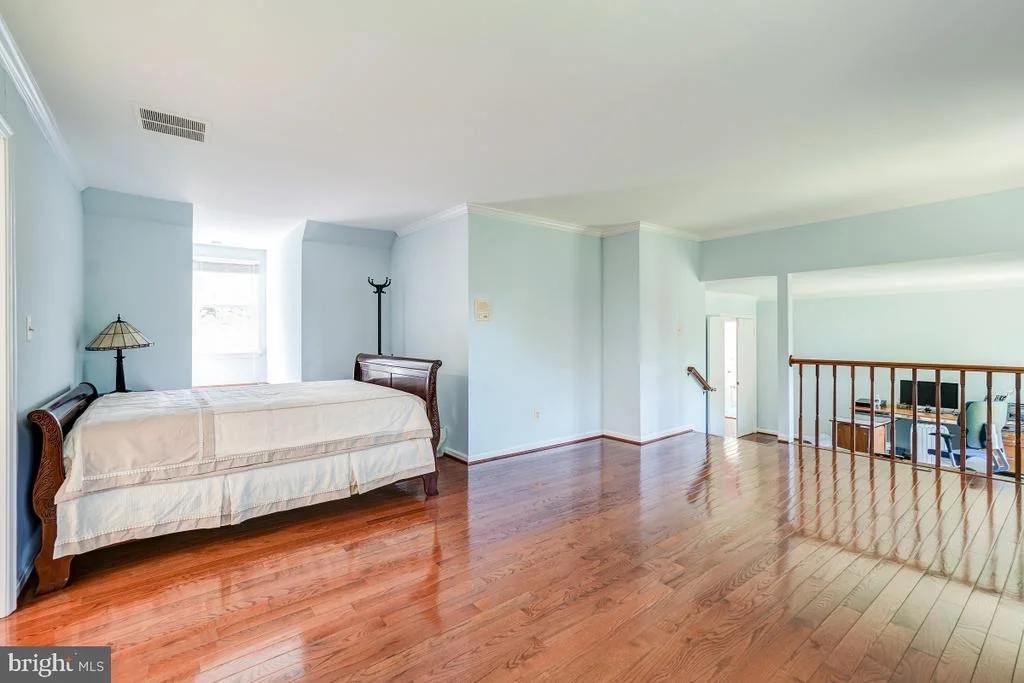 Photo of 344 GREENSPRING LANE