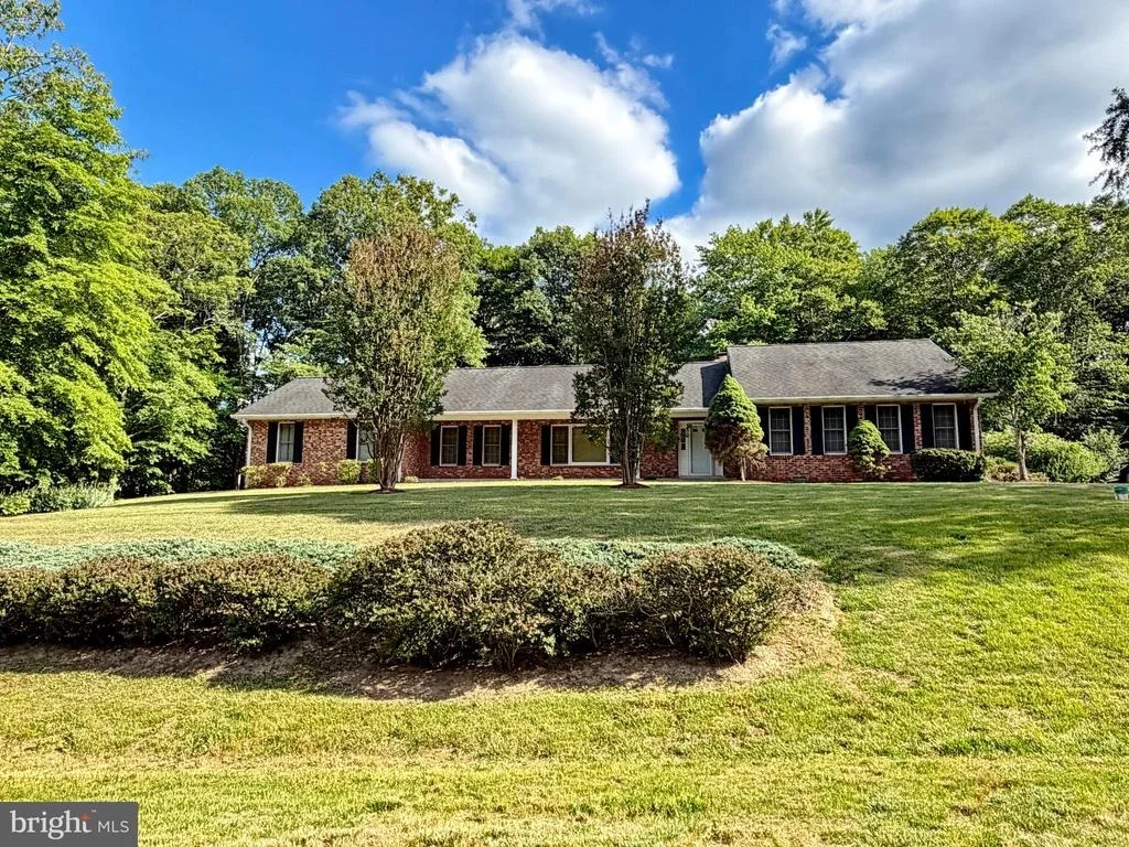 Photo of 6499 AURA DRIVE