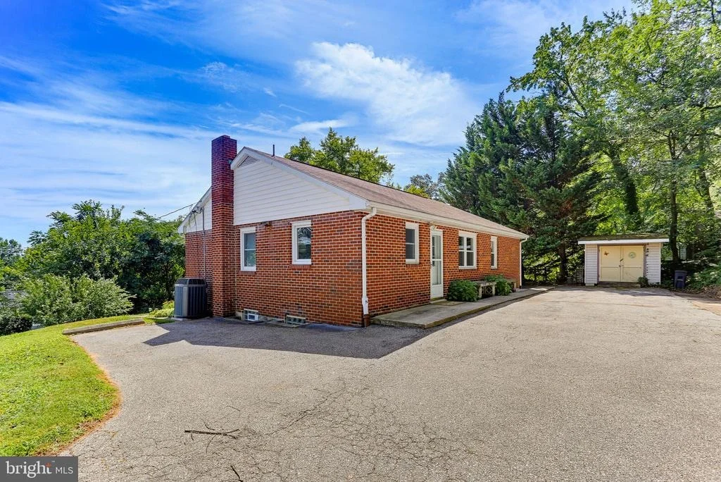 Photo of 6050 HANOVER ROAD