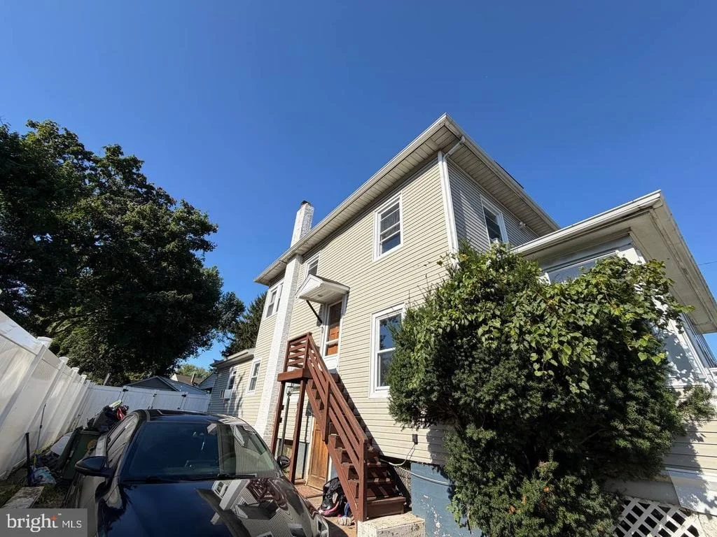 Photo of 205 CHARLES STREET