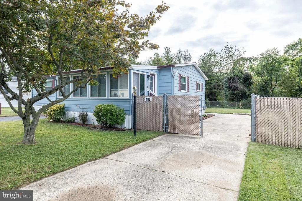 Photo of 106 FIRTH DRIVE