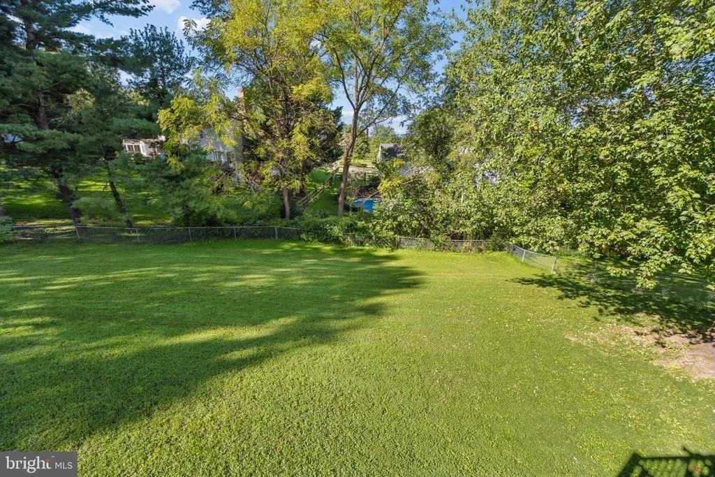 Photo of 4 DONALDS LANE