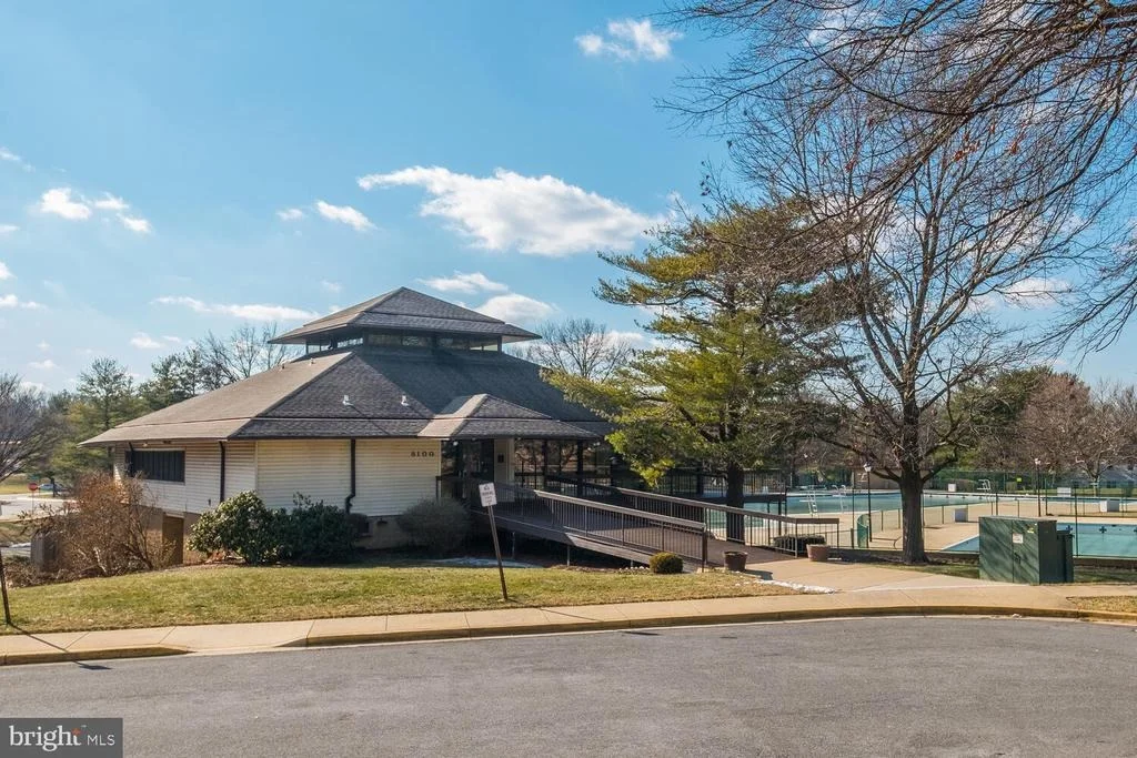 Photo of Unit 201 at 18302 STREAMSIDE DRIVE