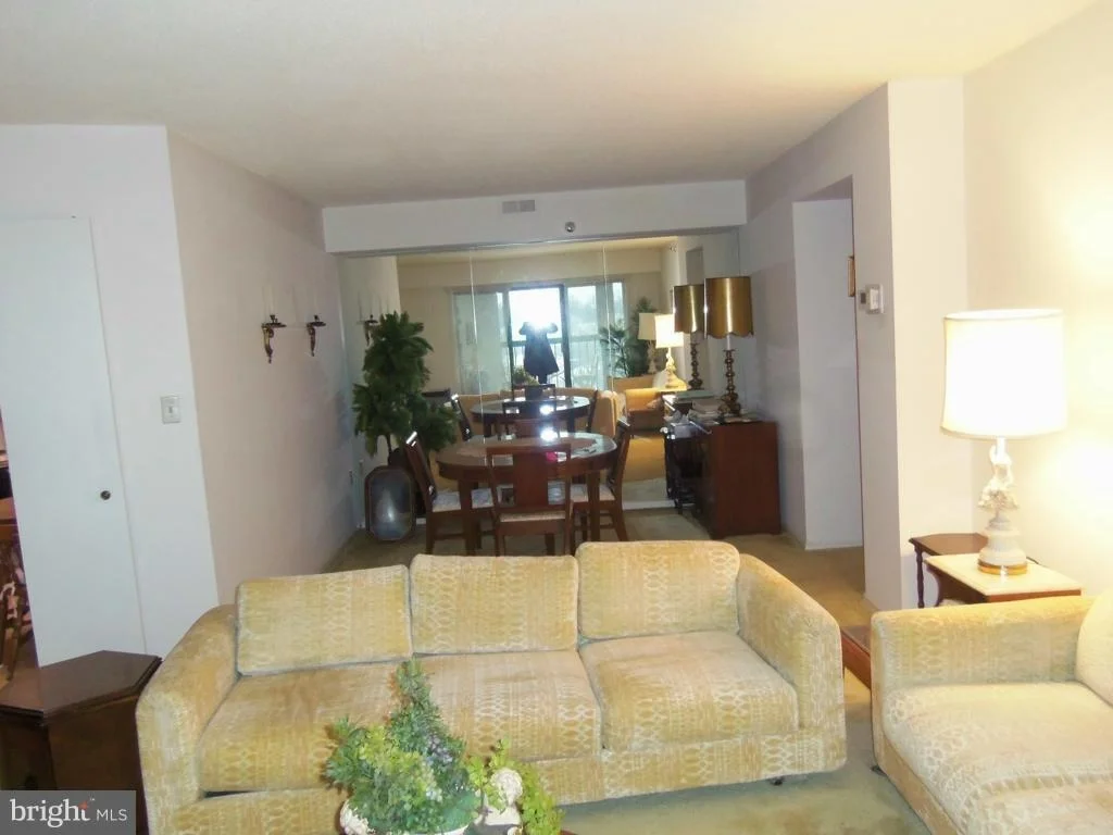 Photo of Unit 2903 at 15107 INTERLACHEN DRIVE