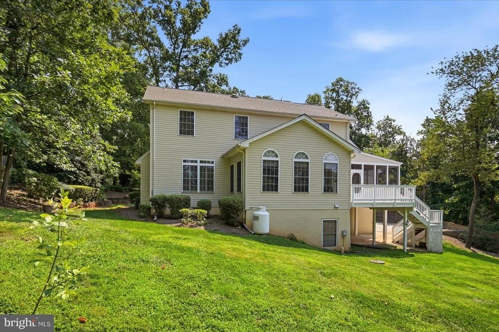 Photo of 45539 LAKESIDE DRIVE