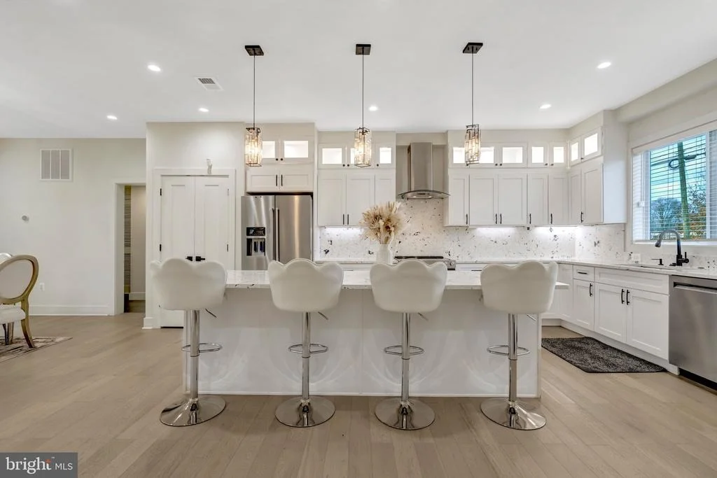 Photo of 8709 YORKSHIRE LANE