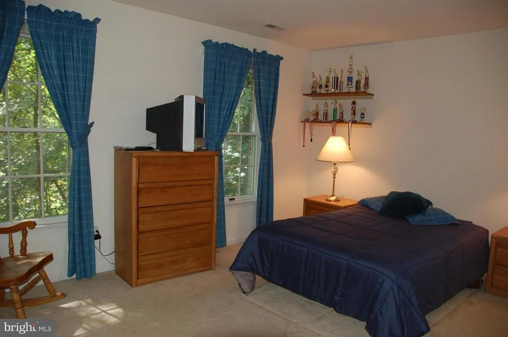 Photo of 6444 MEADOWLARK DRIVE