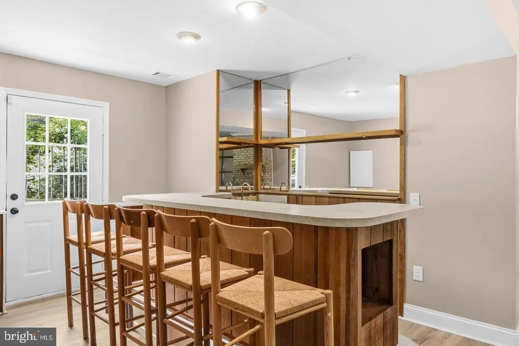 Photo of 10107 SNOWDEN ROAD