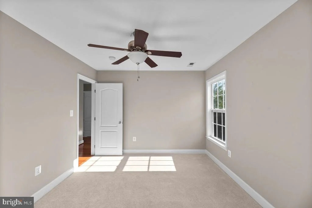 Photo of 1805 N GREENLEESE DRIVE