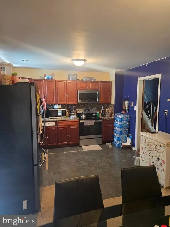 Photo of 7511 NEWBERRY LANE