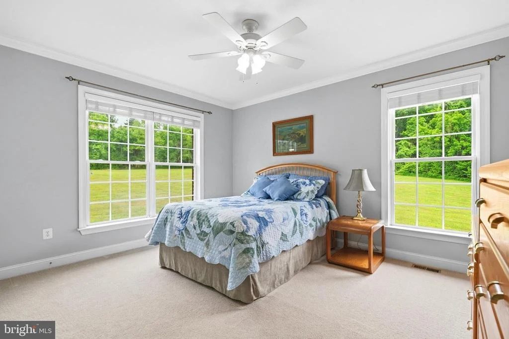 Photo of 4570 HAWTHORNE ROAD