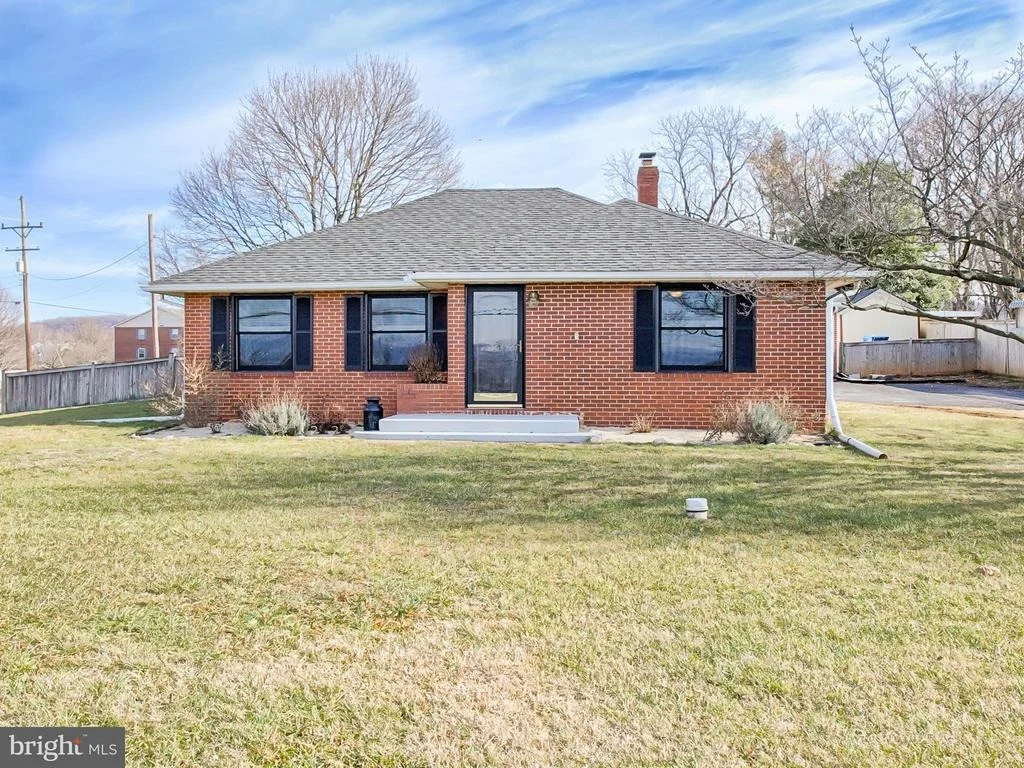 Photo of 4723 OLD MIDDLETOWN ROAD