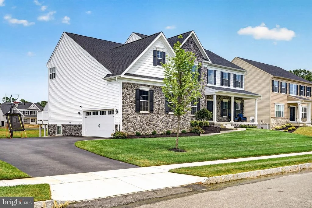 Photo of 4 CHARLOTTE COURT