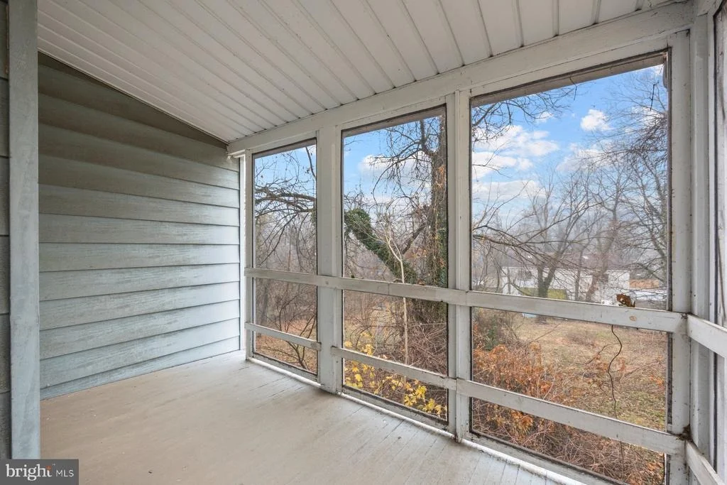 Photo of 307 HARLEM LANE
