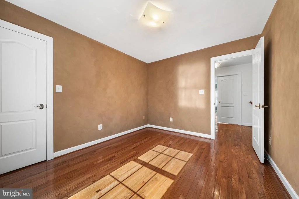 Photo of 9828 FOX REST LANE