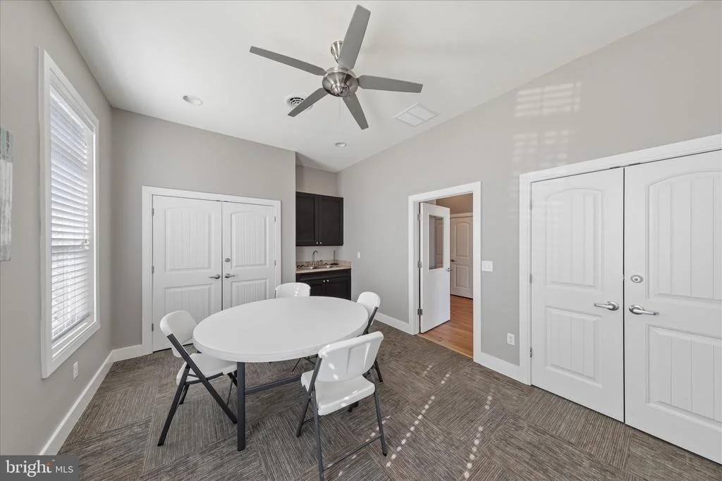 Photo of 322 MARINERS CIRCLE