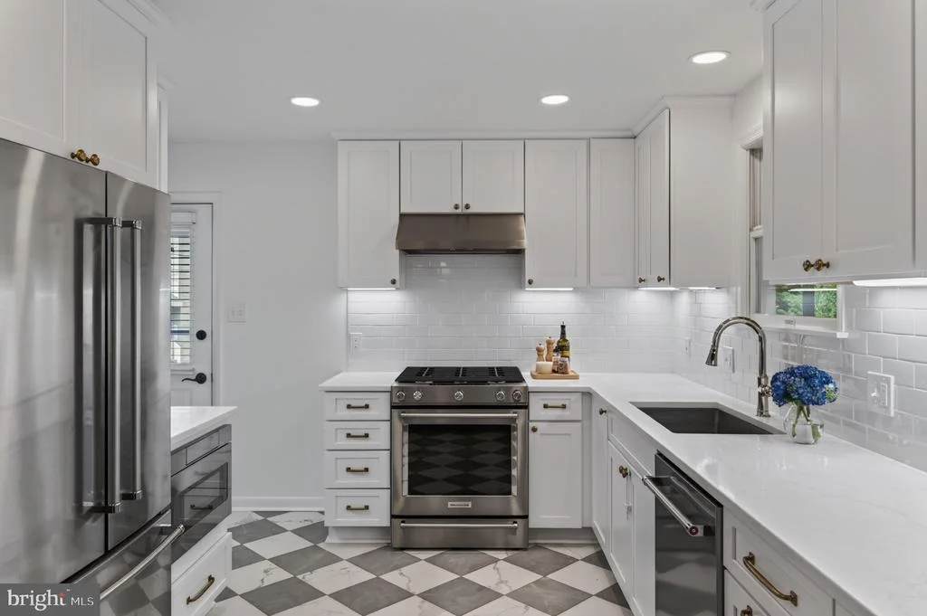 Photo of 5 BRISTOL CIRCLE