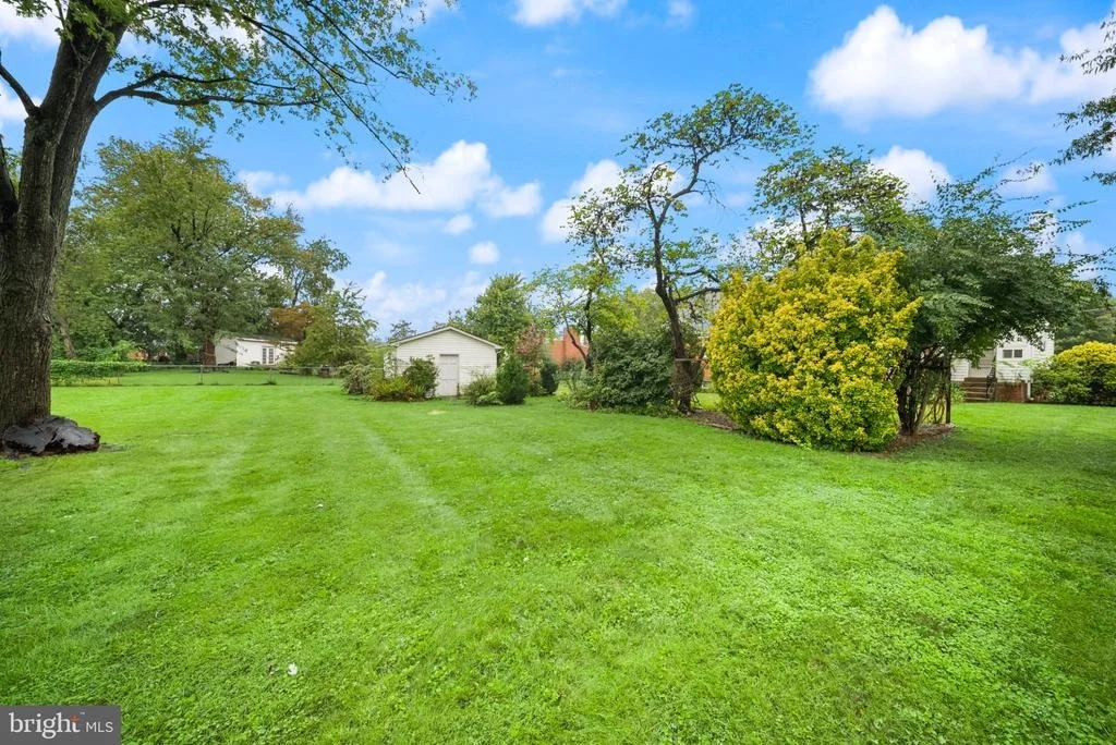 Photo of 8904 FORT DRIVE