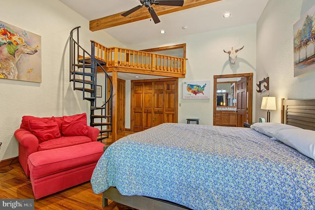 Photo of 2747 MARSH HILL ROAD