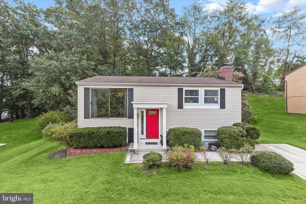 Photo of 259 FOSTER KNOLL DRIVE
