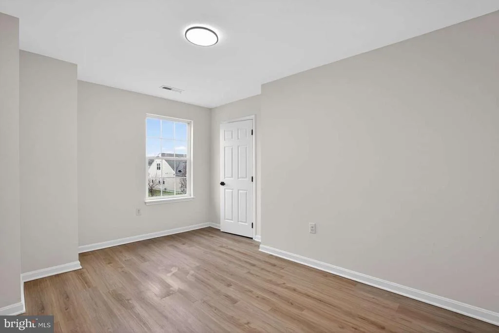 Photo of 105 MAKO DRIVE