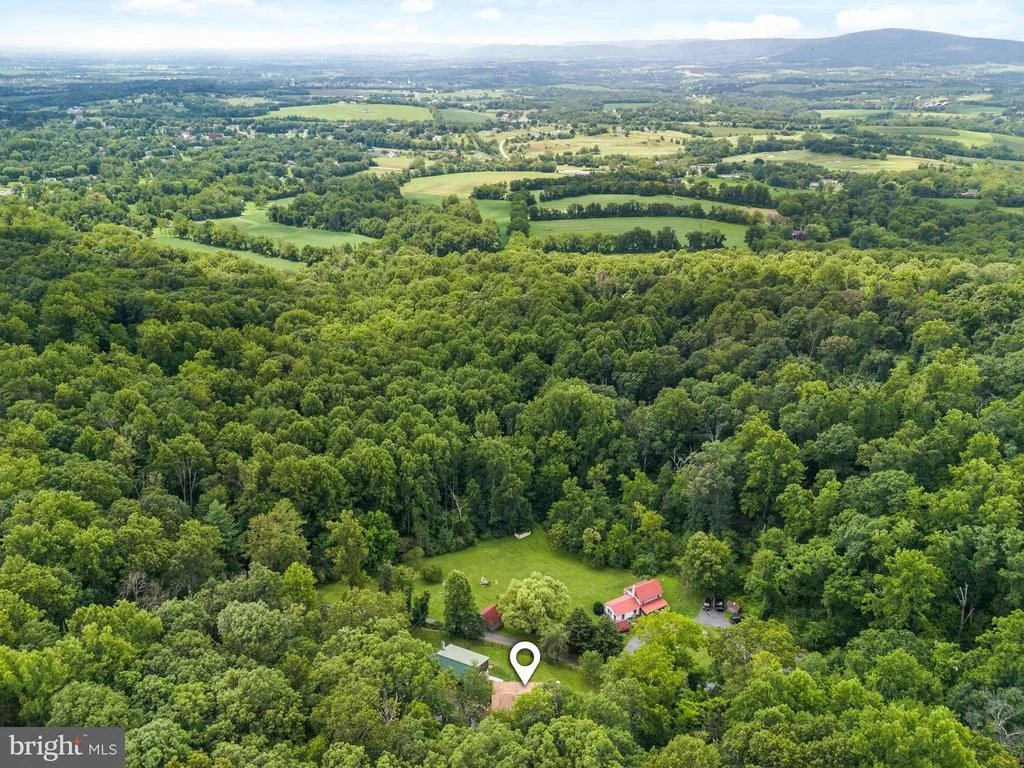 Photo of 9124 HAWBOTTOM ROAD