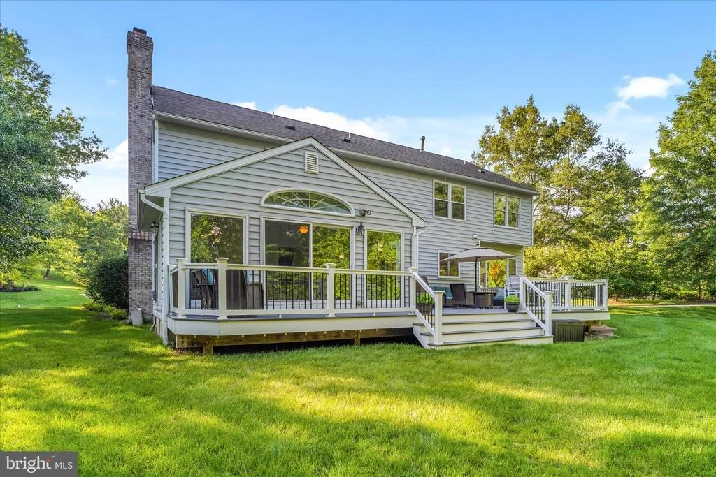 Photo of 9009 SHADYBROOK DRIVE