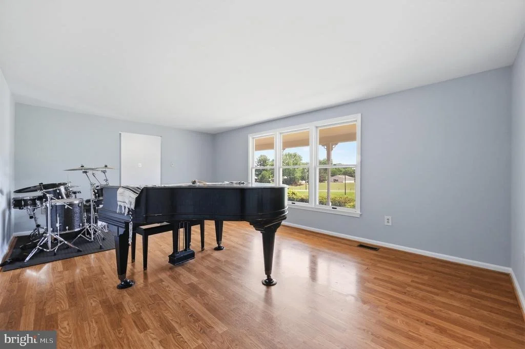 Photo of 3814 BOTELER ROAD