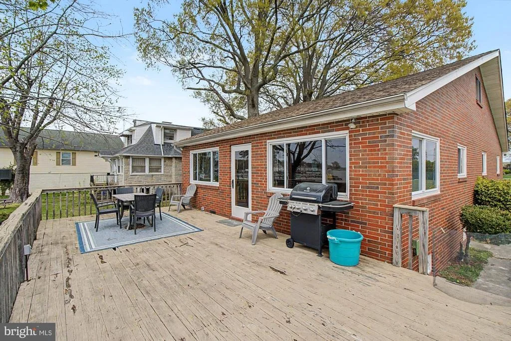 Photo of 826 COLD SPRING ROAD