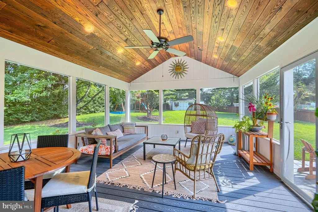Photo of 1004 PEPPARD DRIVE