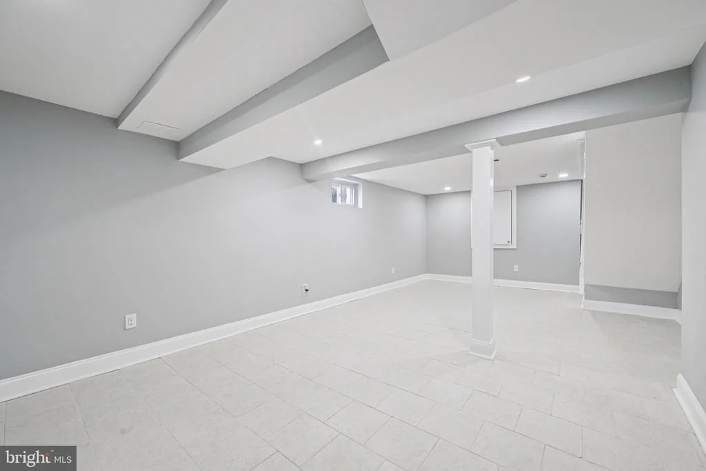 Photo of 4902 GILRAY DRIVE