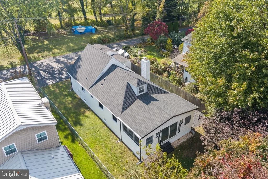Photo of 515 FREYS ROAD