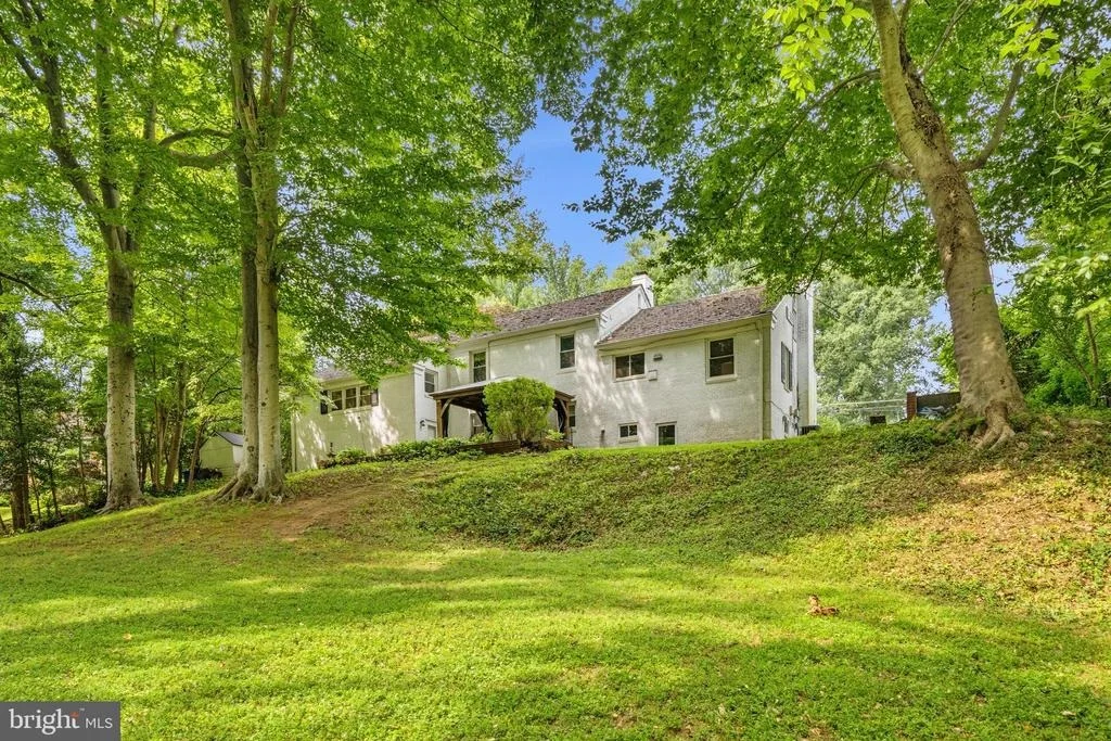 Photo of 5313 ATLEE PLACE