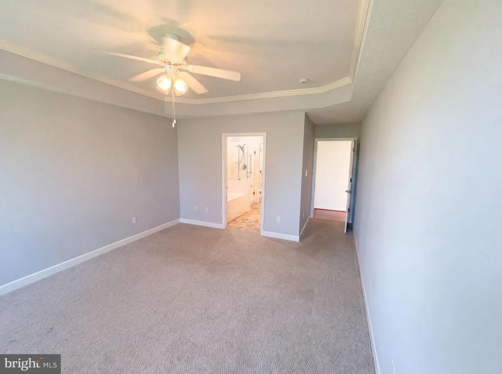 Photo of 9283 TOURNAMENT DRIVE