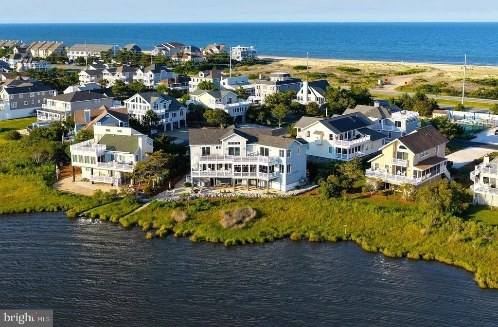 Photo of 40081 OCEANSIDE DRIVE