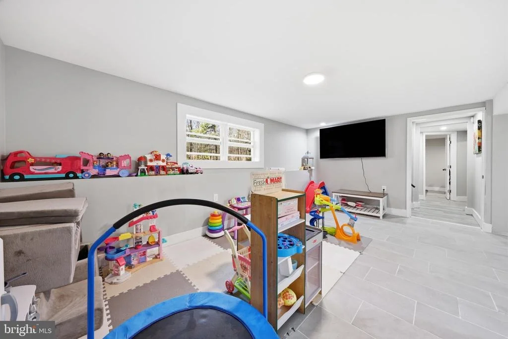 Photo of 16 SKEET ROAD