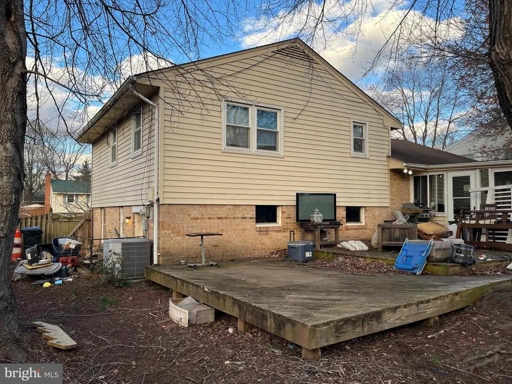 Photo of 14717 LOCK DRIVE