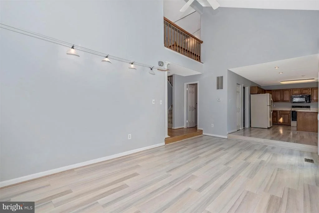 Photo of 25 SOLITAIRE COURT