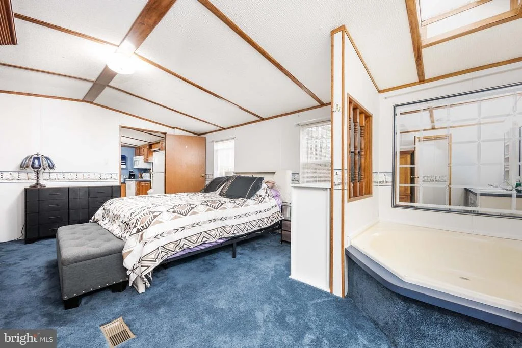 Photo of 22139 ROYAL OAK ROAD