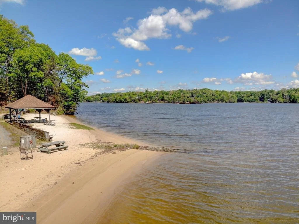 Photo of 1164 OAK VIEW DRIVE