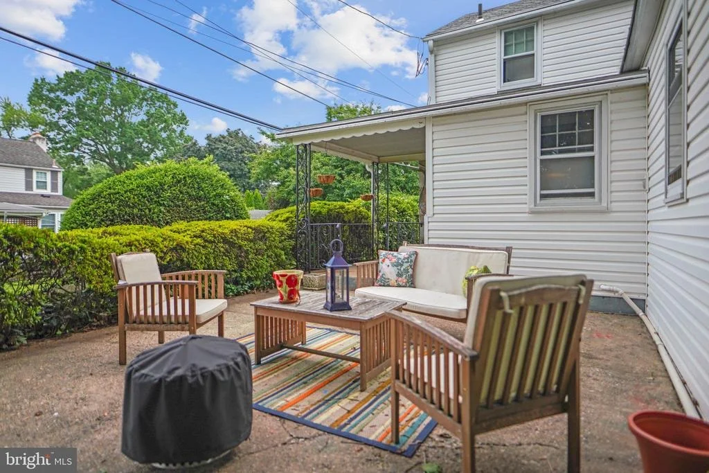 Photo of 2111 RUSH ROAD