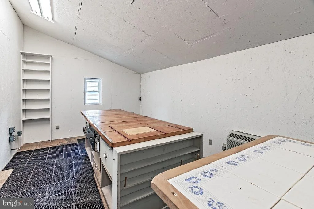 Photo of 606 KINGS HIGHWAY