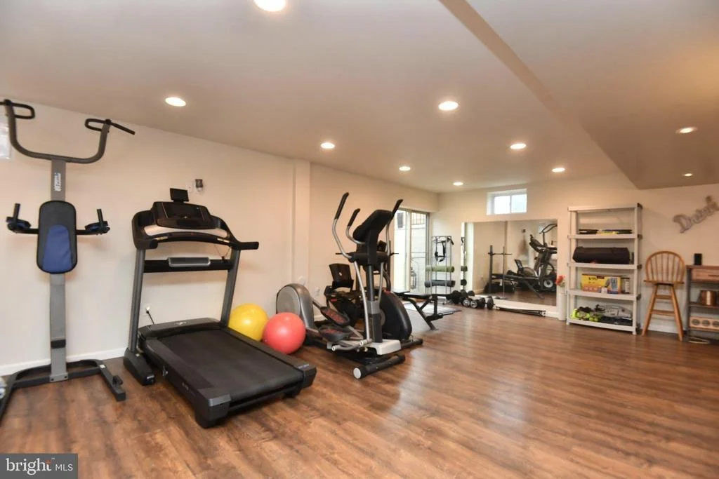 Photo of 881 SHADOWS DRIVE