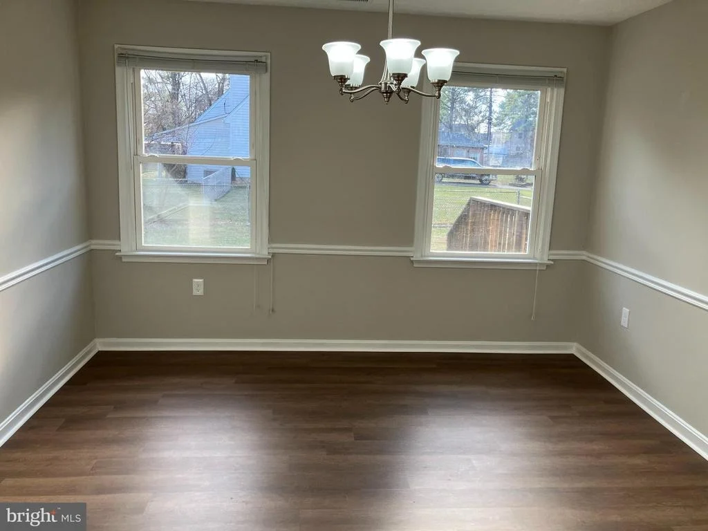 Photo of 114 BUCKINGHAM DRIVE