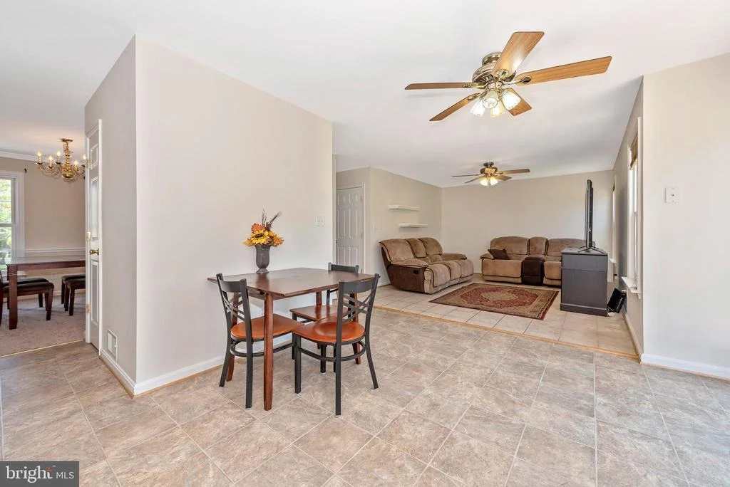 Photo of 638 BUSHYTAIL DRIVE